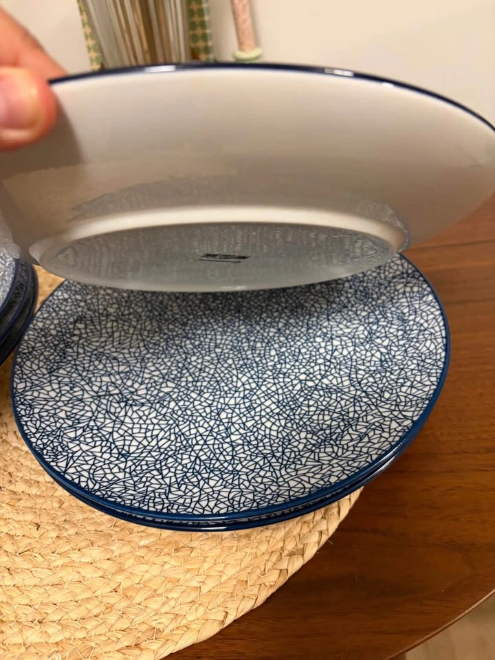 Set of 6 Blue and White Crackle Pattern Dinner Plates - photo 3
