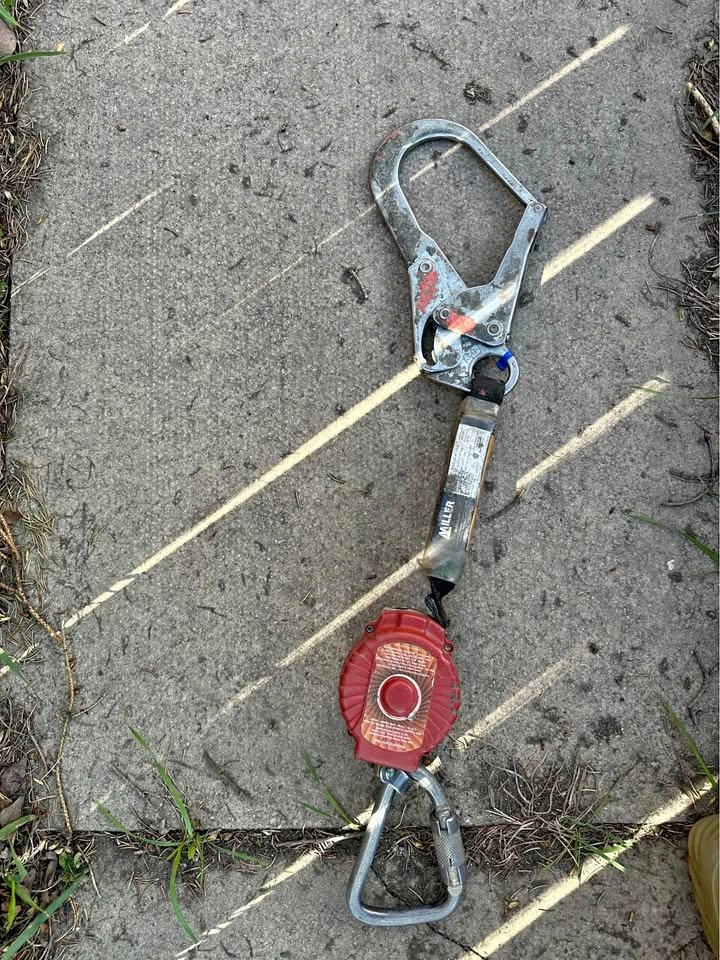 Personal Limiter and Lanyard Set