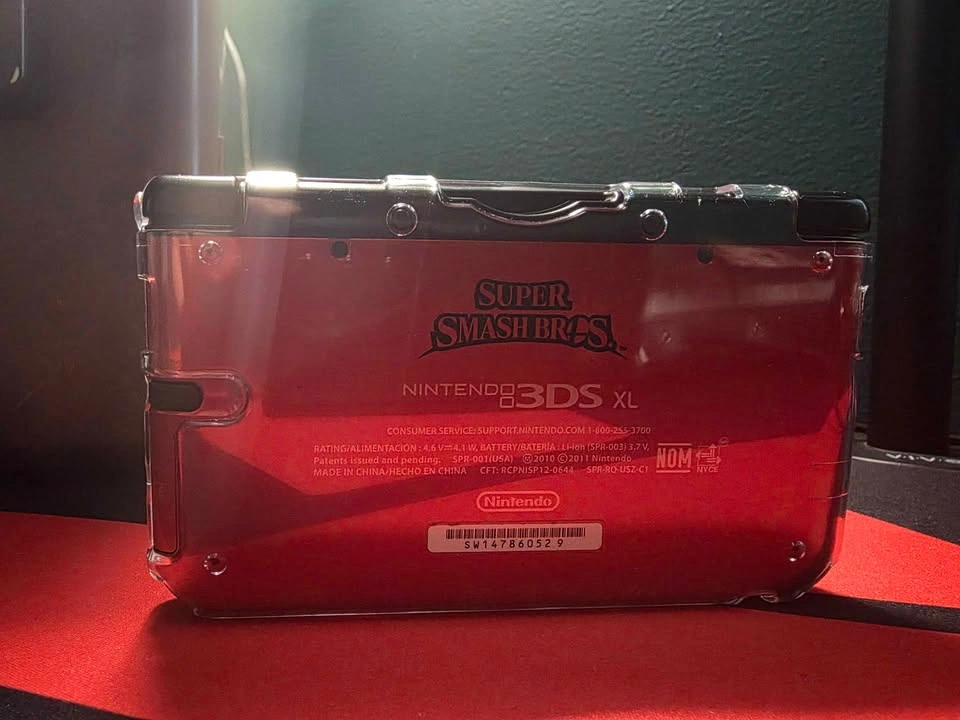 3DS XL Smash Bros Edition - photo 2