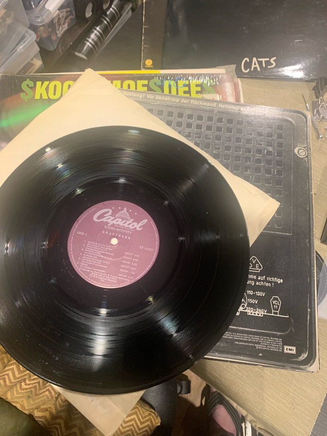 Kraftwerk Radio-Activity Vinyl - photo 4