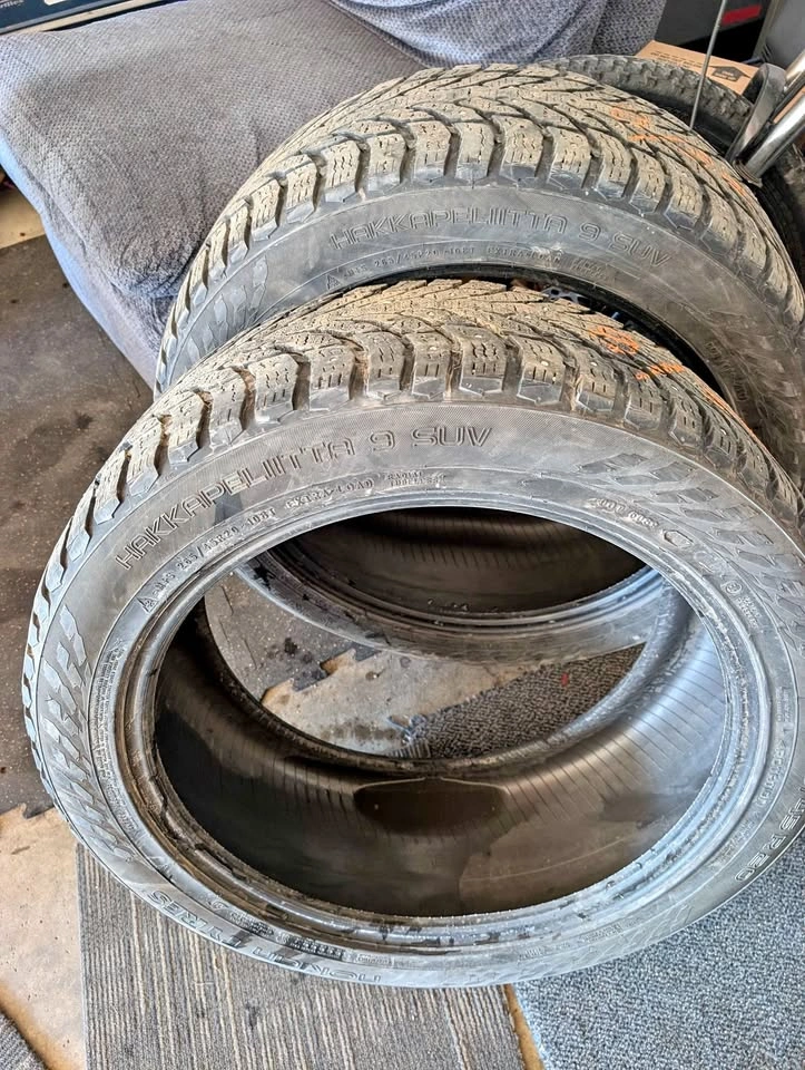 265/45R20 Winter Tires x2