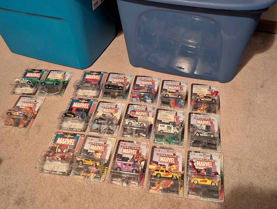 Marvel Maisto Die-Cast 2002
