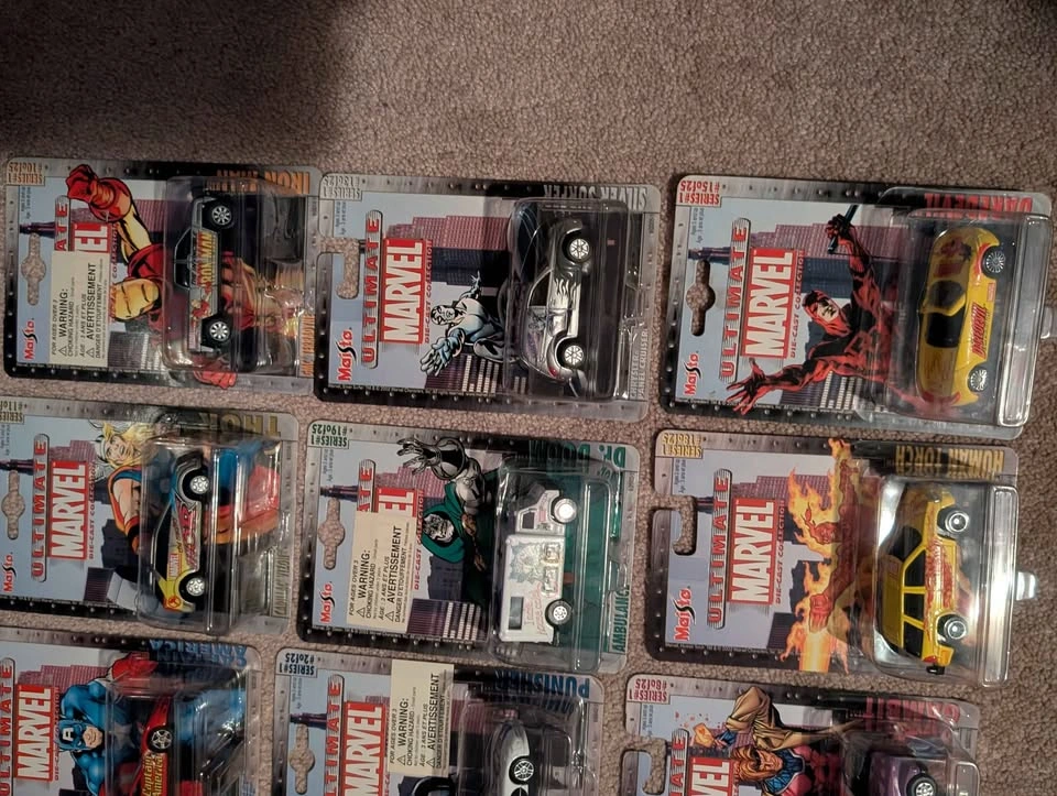 Marvel Maisto Die-Cast 2002 - photo 2