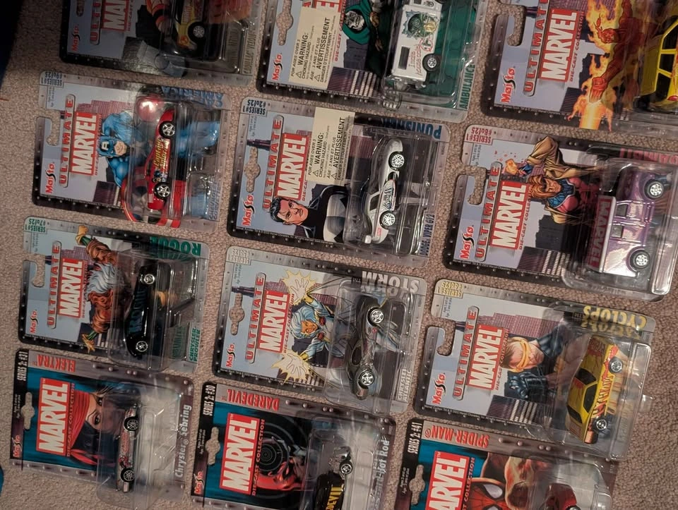 Marvel Maisto Die-Cast 2002 - photo 3