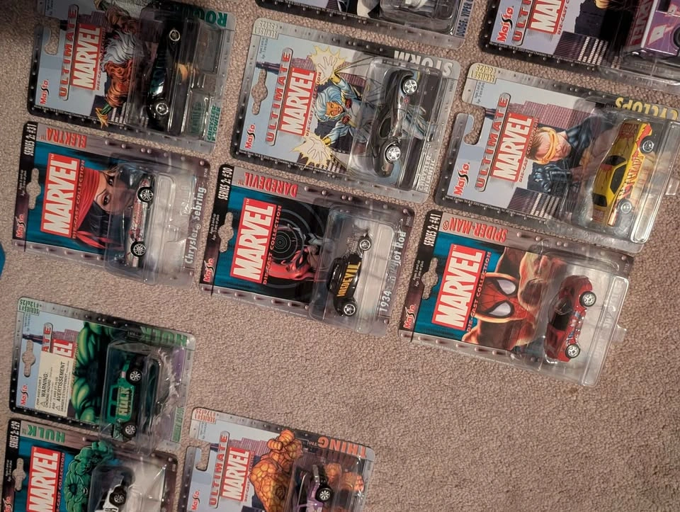 Marvel Maisto Die-Cast 2002 - photo 4