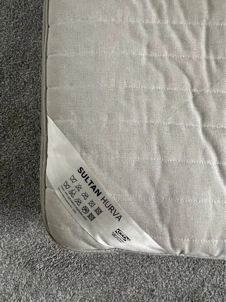 IKEA Queen Mattress - photo 2