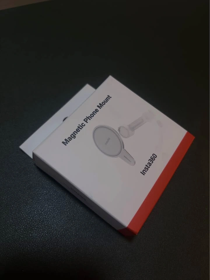 Insta360 Magnetic Phone Mount - photo 5