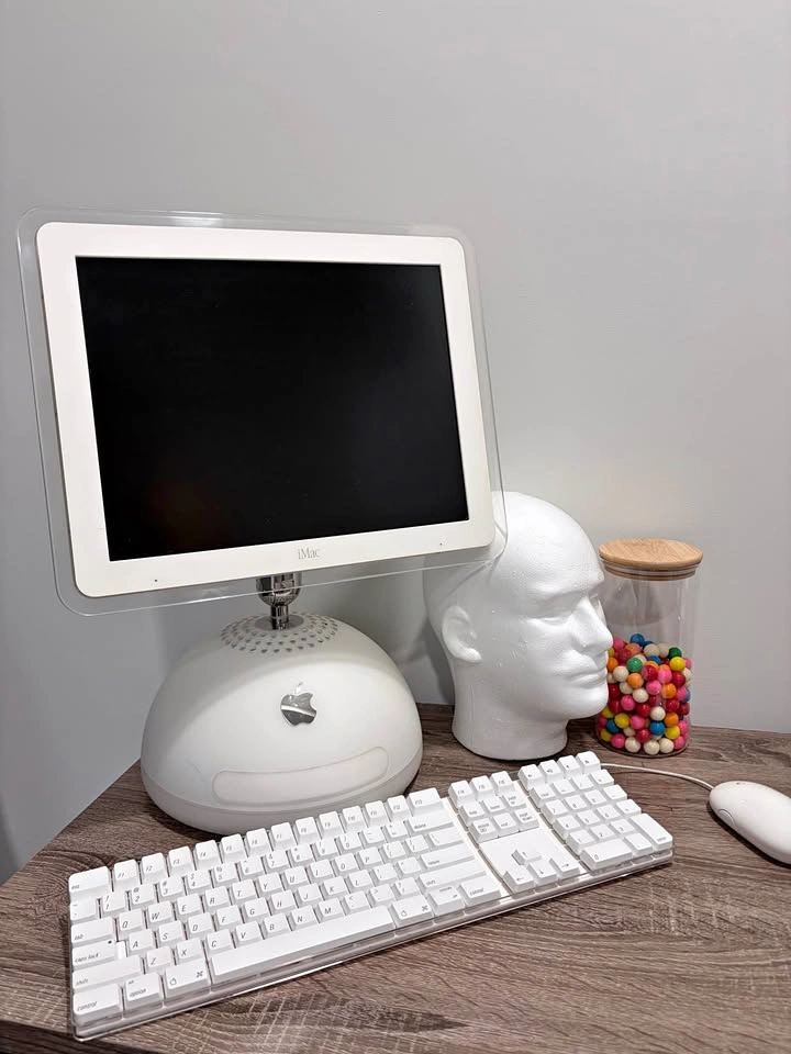 Apple iMac G4 - Perfect Working Condition