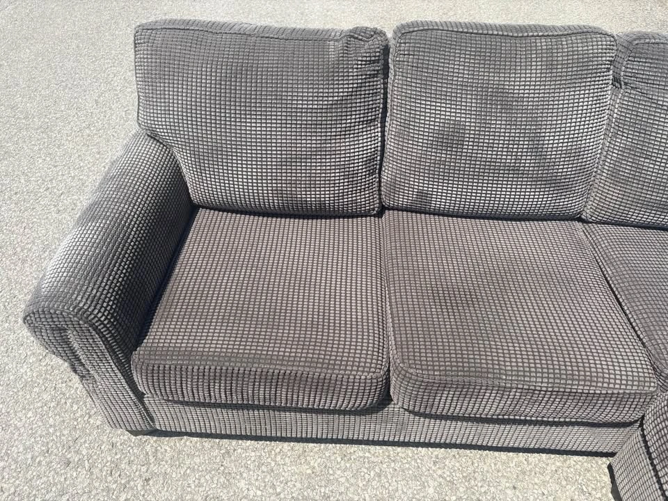 Large Grey U Shaped Sectional Sofa with Chaise - Free Delivery - photo 5