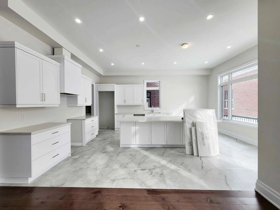 Brand new prestige kitchen with 10 ft island, quartz counter & c