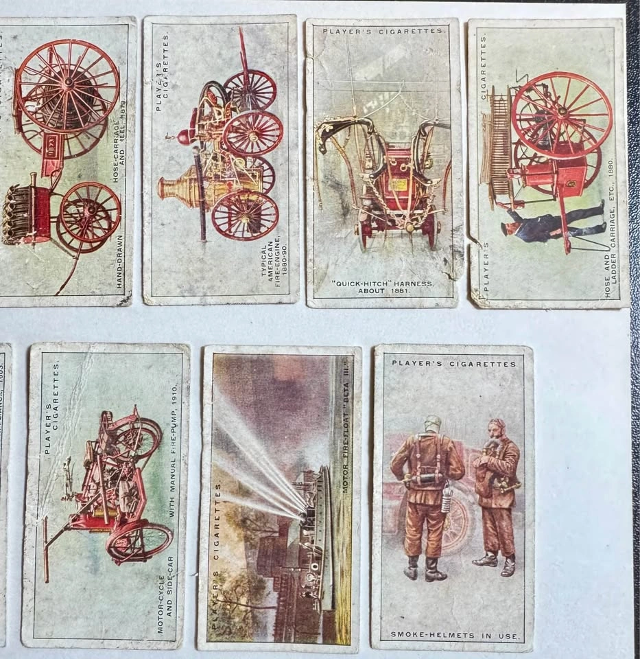 13 Vintage Player's Fire-Fighting Cigarette Cards - 1930s - photo 3