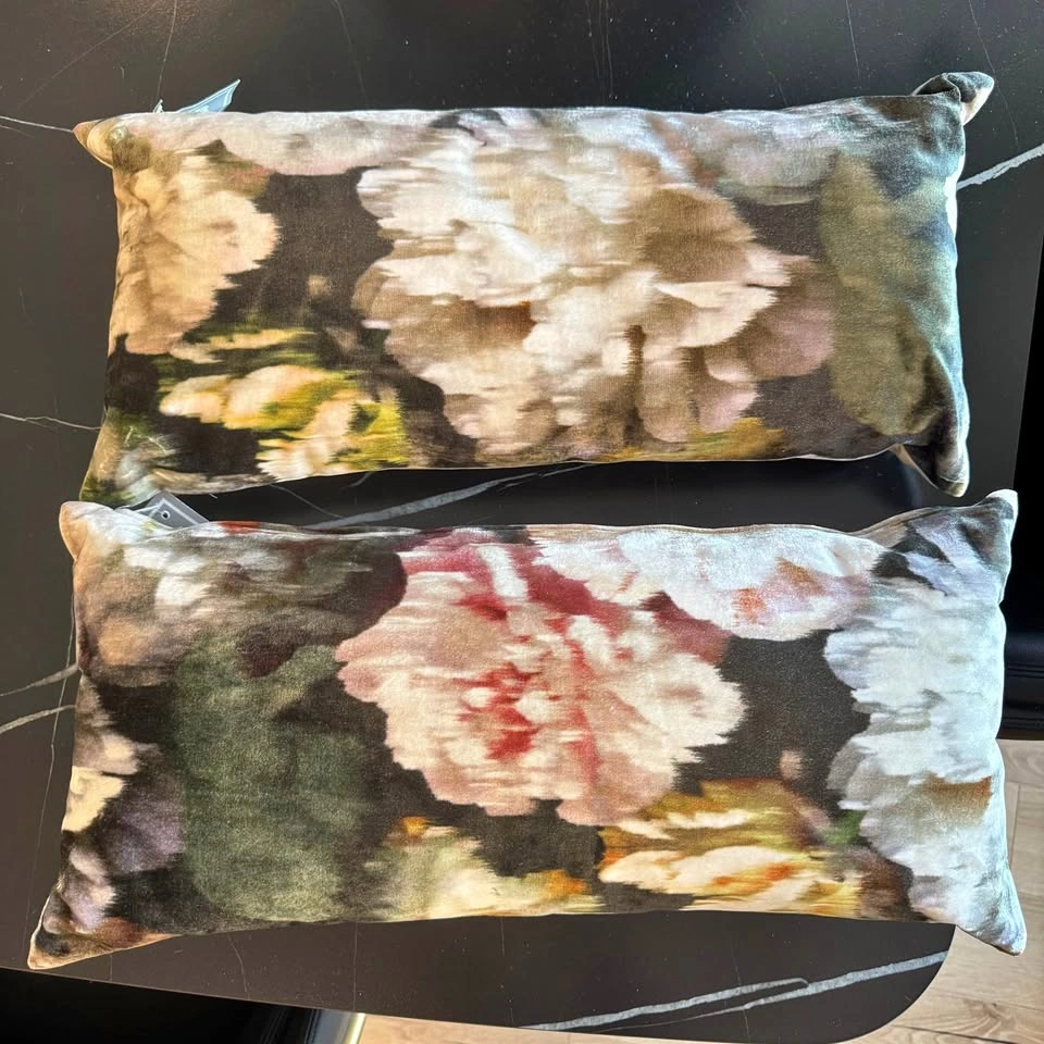 Decorative Pillows