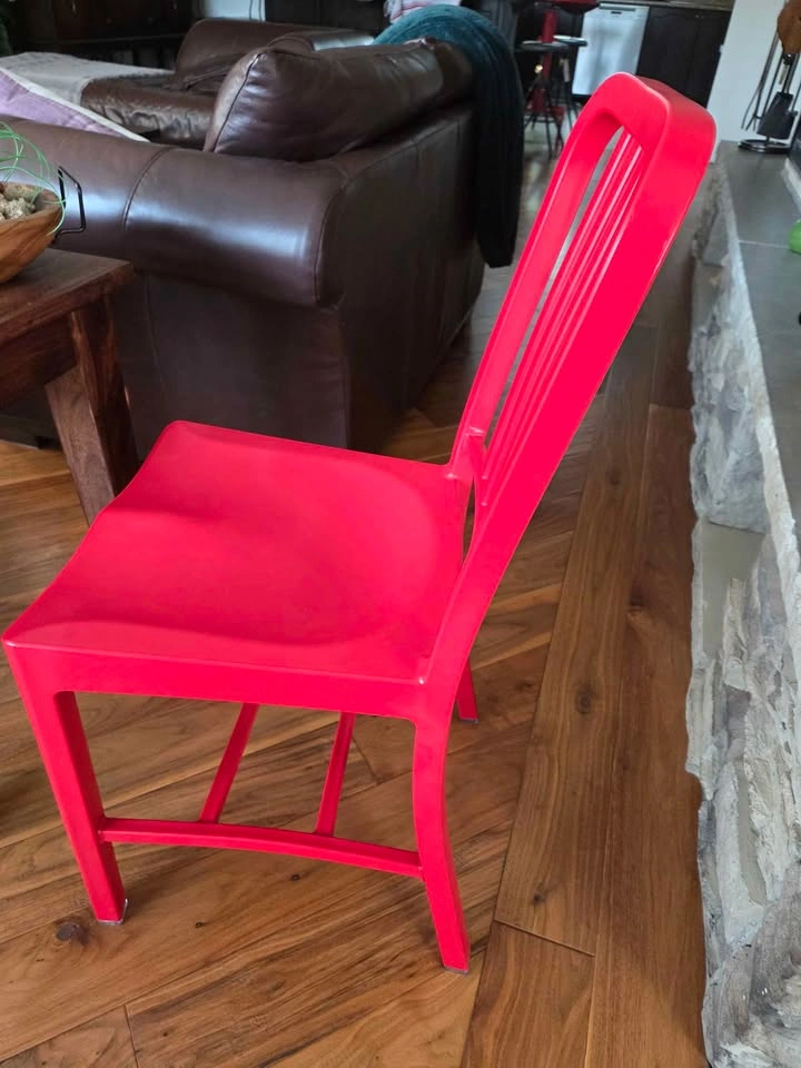 Emeco 111 Navy Chair Coca-Cola Red - photo 2