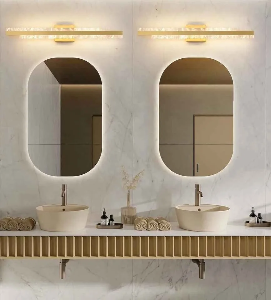 HAHZT Vanity Light Brushed Gold 32 inch BRAND NEW image indicator(7)