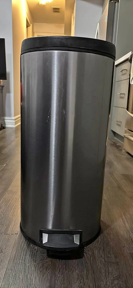 Stainless Steel Step Trash Can