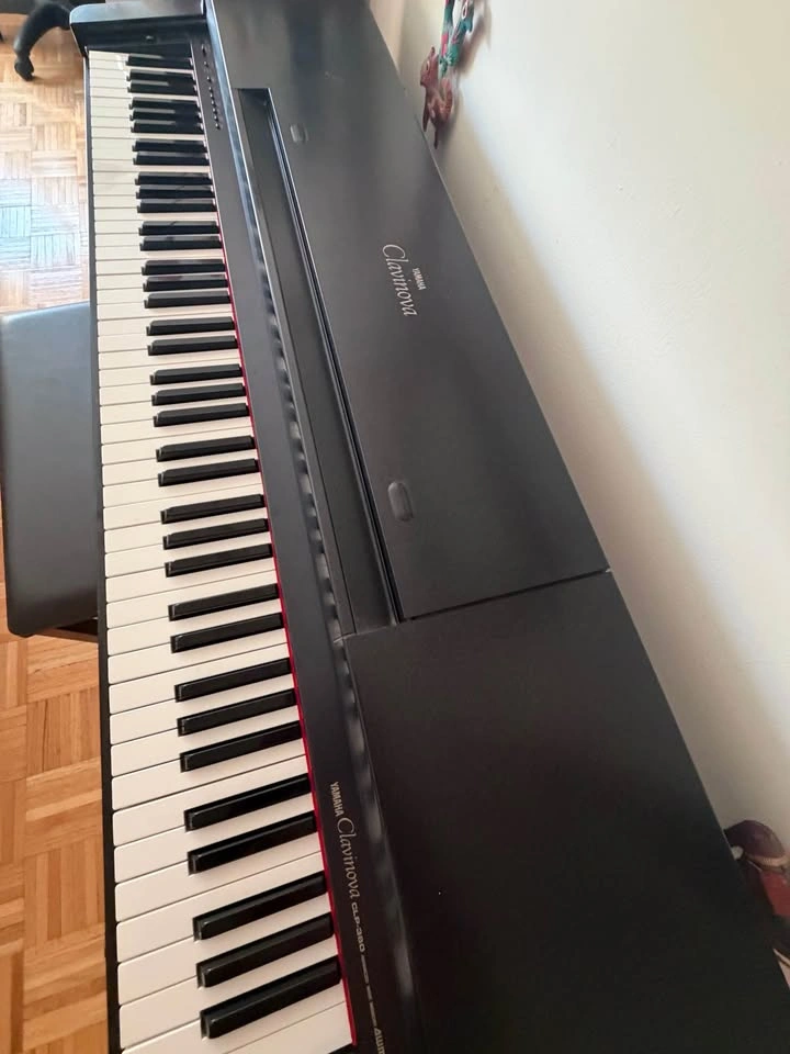 Vintage Yamaha Clavinova CLP-360 Digital Piano - photo 4