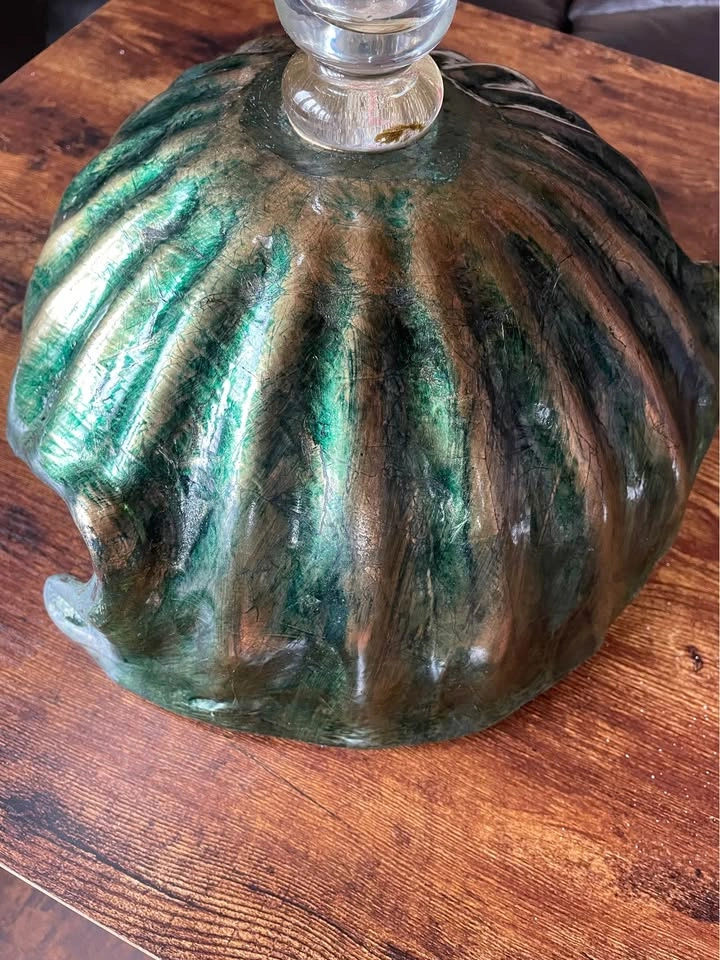 Weekend Sale! Fabulous Vintage Art Glass Bowl - photo 4