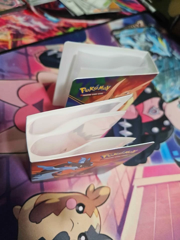 Mini Pokémon binder - photo 2