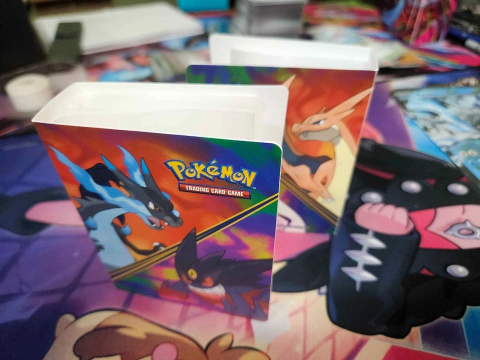 Mini Pokémon binder - photo 3