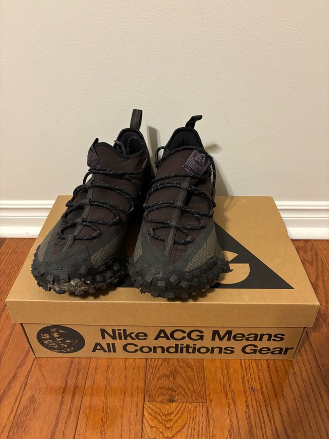 Nike ACG Mountain Fly Low Shoes - Size 11
