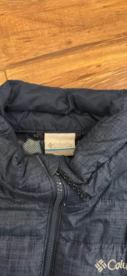 Men’s Small Columbia Jacket - photo 2