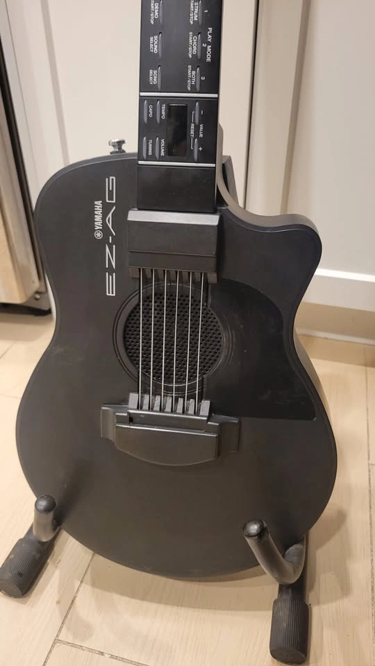 $100 Yamaha EZAG Self-Teaching Electronic Guitar - photo 3