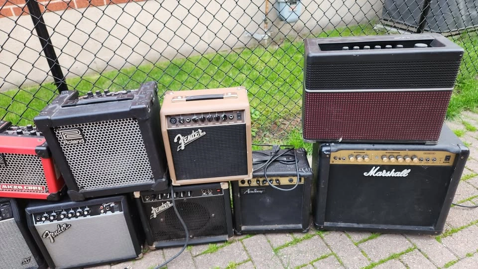 Various Guitar and Bass Amps - photo 3