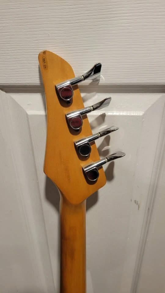 $250 Yamaha RBX 250 Precision Bass Guitar – Black - photo 5
