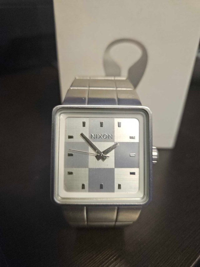 Nixon The Quatro Watch