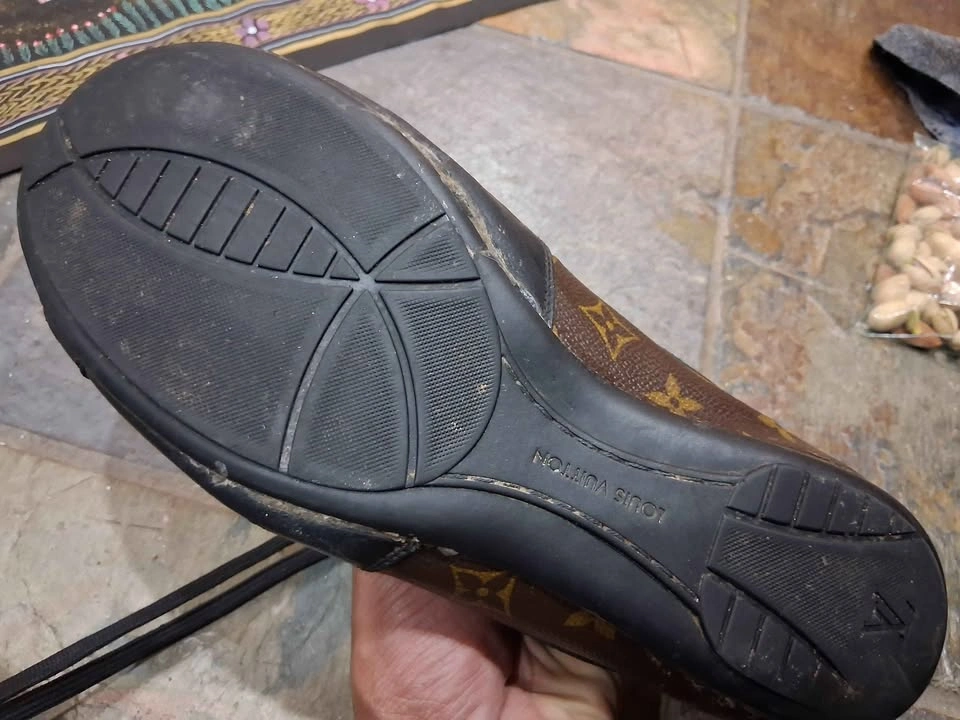 Louis Vuitton Monogram Macassar Globe-Trotter Sneakers - Size 8 - photo 2