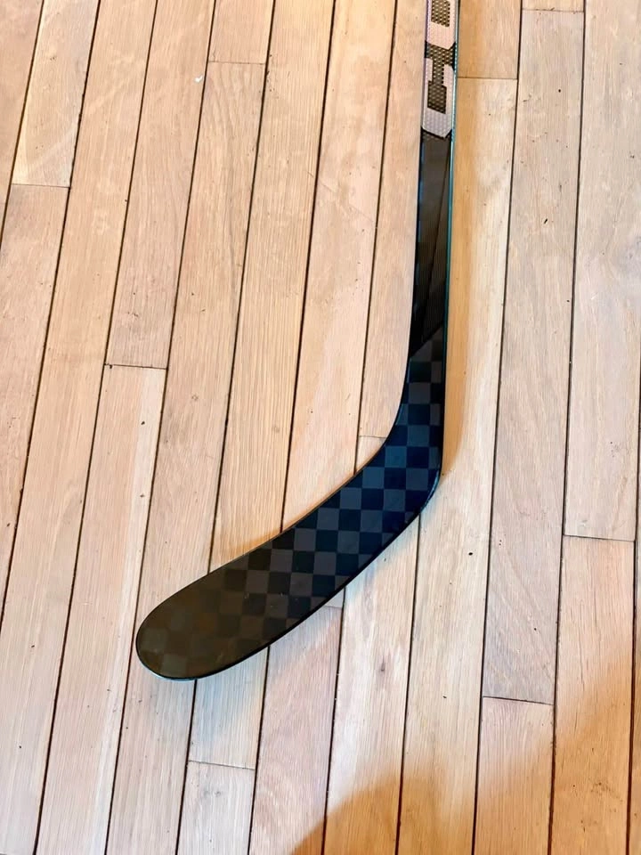 BRAND NEW Ccm Jetspeed FT7 Pro P28 - photo 3