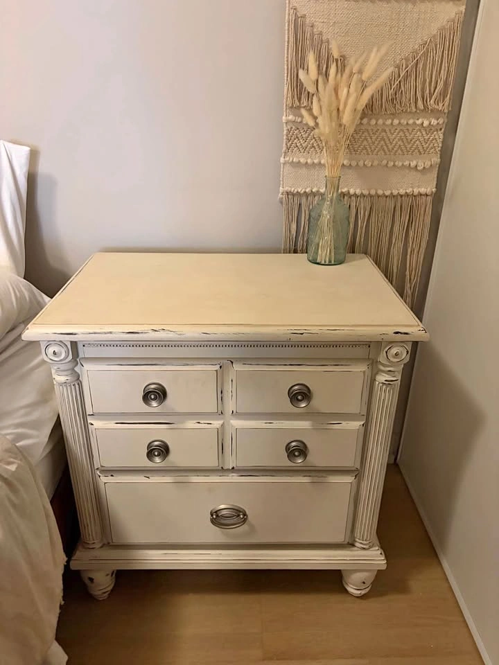 Vintage Cream Distressed Nightstand with 2 Drawers