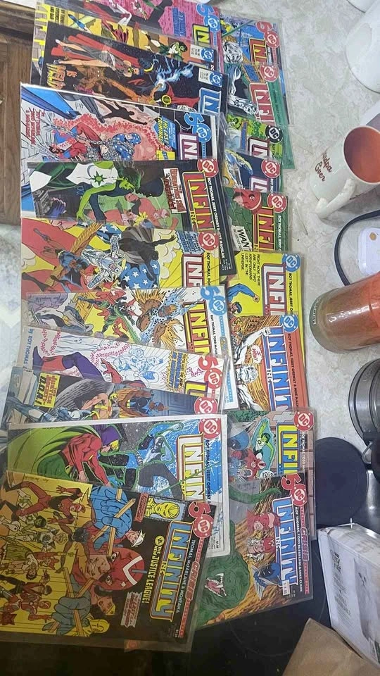 Vintage DC Comics Infinity Inc. Comic Lot