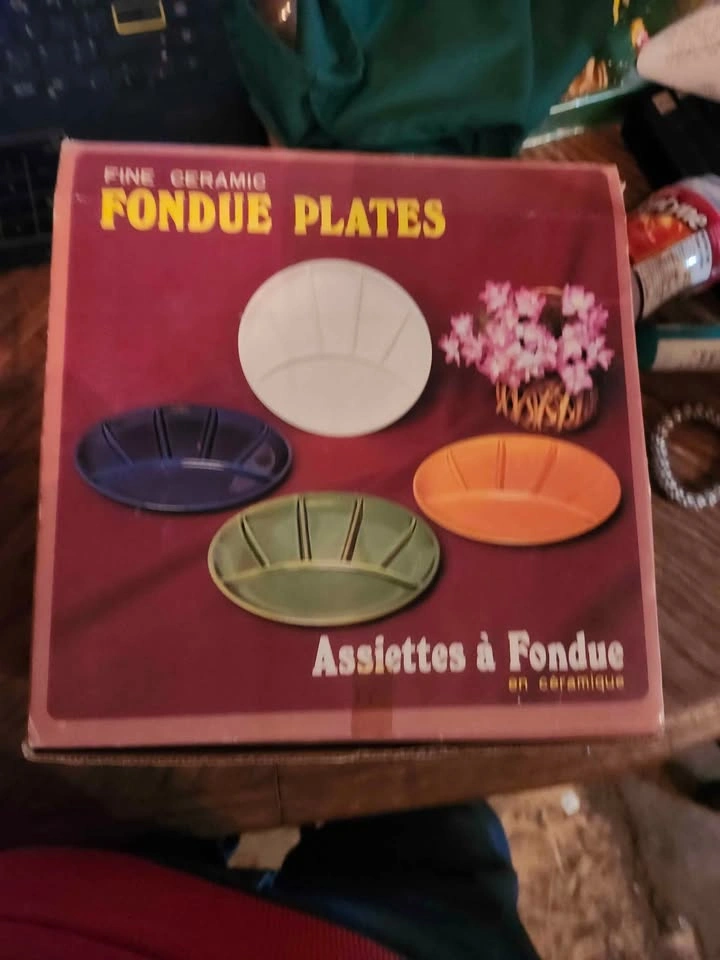 Fine Ceramic Fondue Plates - photo 2