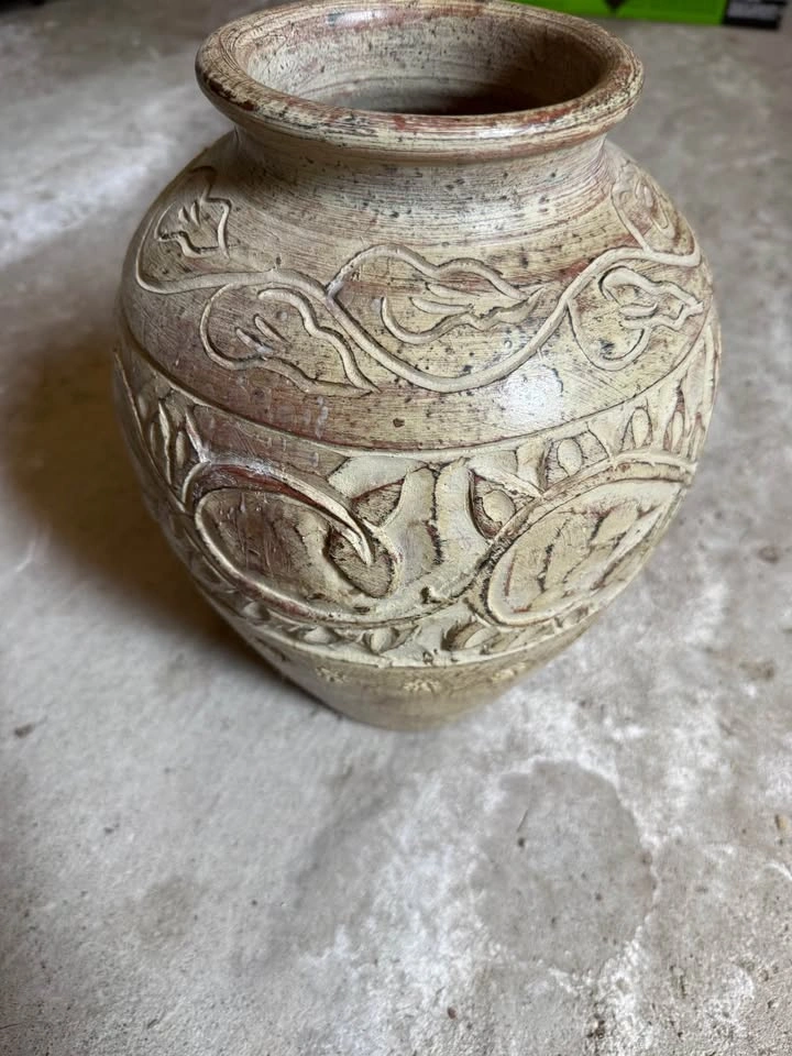Large Embossed vintage Decorative Vase - photo 4