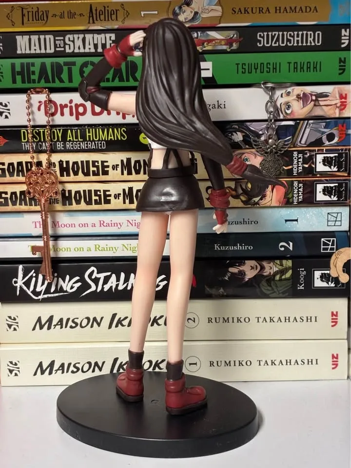Tifa Figure - photo 2