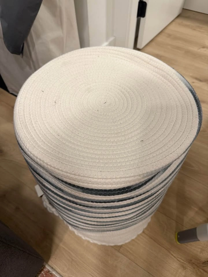 White/Blue Basket - Barely Used - photo 4