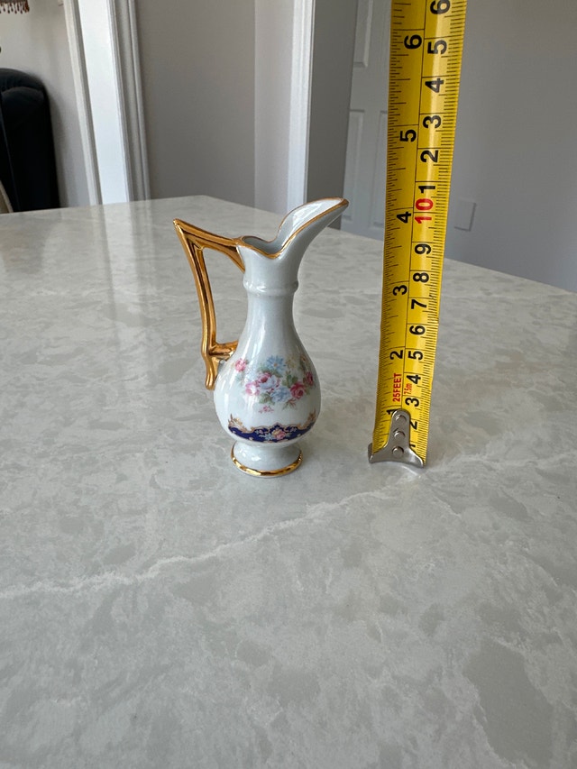 Vintage Miniature Porcelain Ewer (Bud Vase) - photo 5