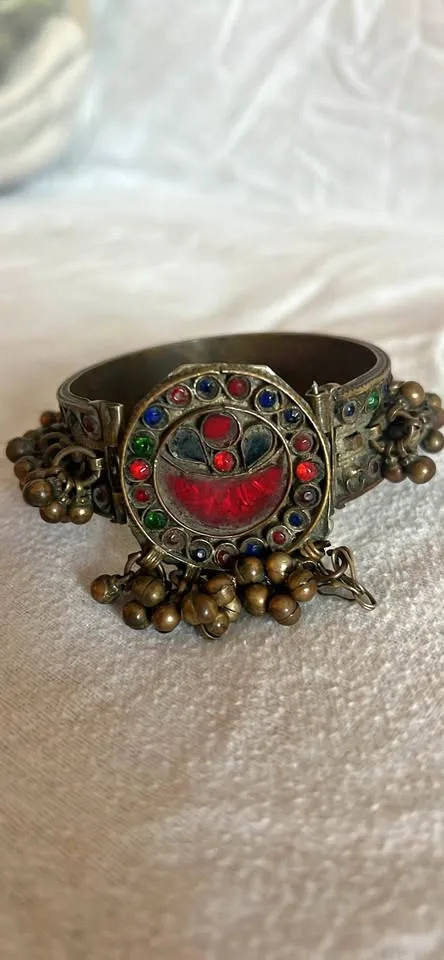 Antique Berber bracelet in great condition. thumbnail