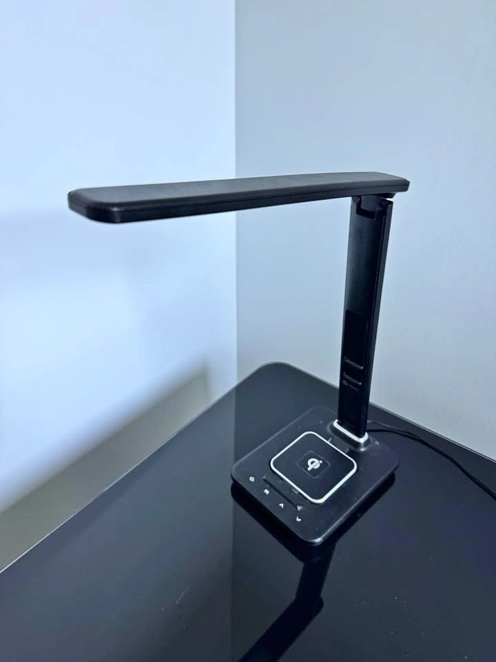 Black Desk Lamp with Wireless Charging