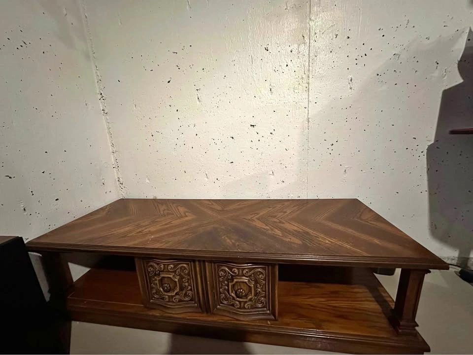 Vintage Wooden TV Stand / Entertainment Unit