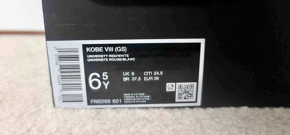 KOBE 8 GS UNIVERSITY RED SIZE 6.5