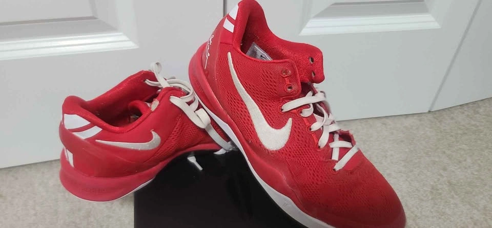 KOBE 8 GS UNIVERSITY RED SIZE 6.5 - photo 2