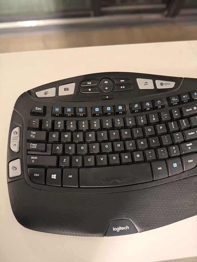 Logitech Wave Keyboard and Mouse - photo 2