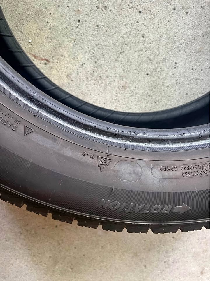 MichelinX-Ice Snow suv 235/55/R19 105H Winter tire