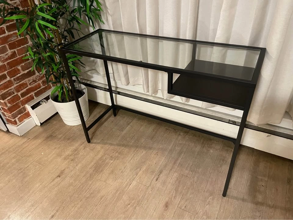 IKEA Vittsjo Laptop Desk - Excellent Condition - photo 3