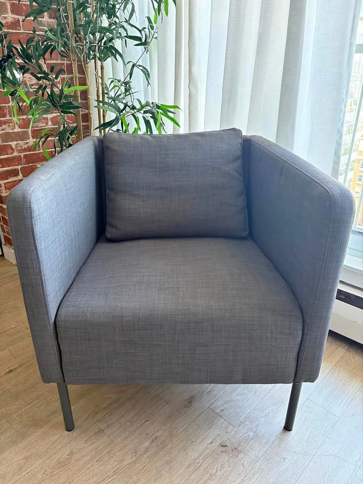 IKEA Ekero Chair - Excellent Condition