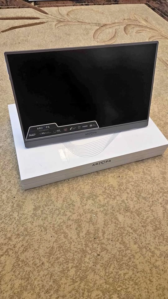 Arzopa Portable Monitor 16" Brand New