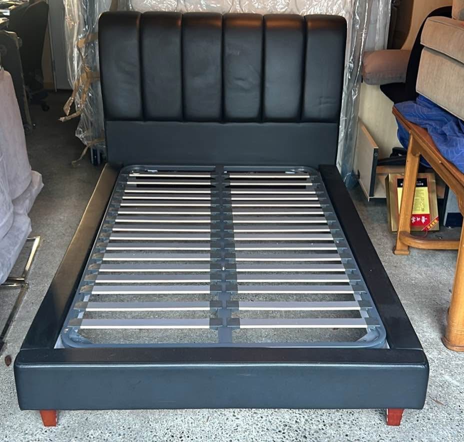 Black Leather Designer Platform Bed Frame by DeRucci - photo 2