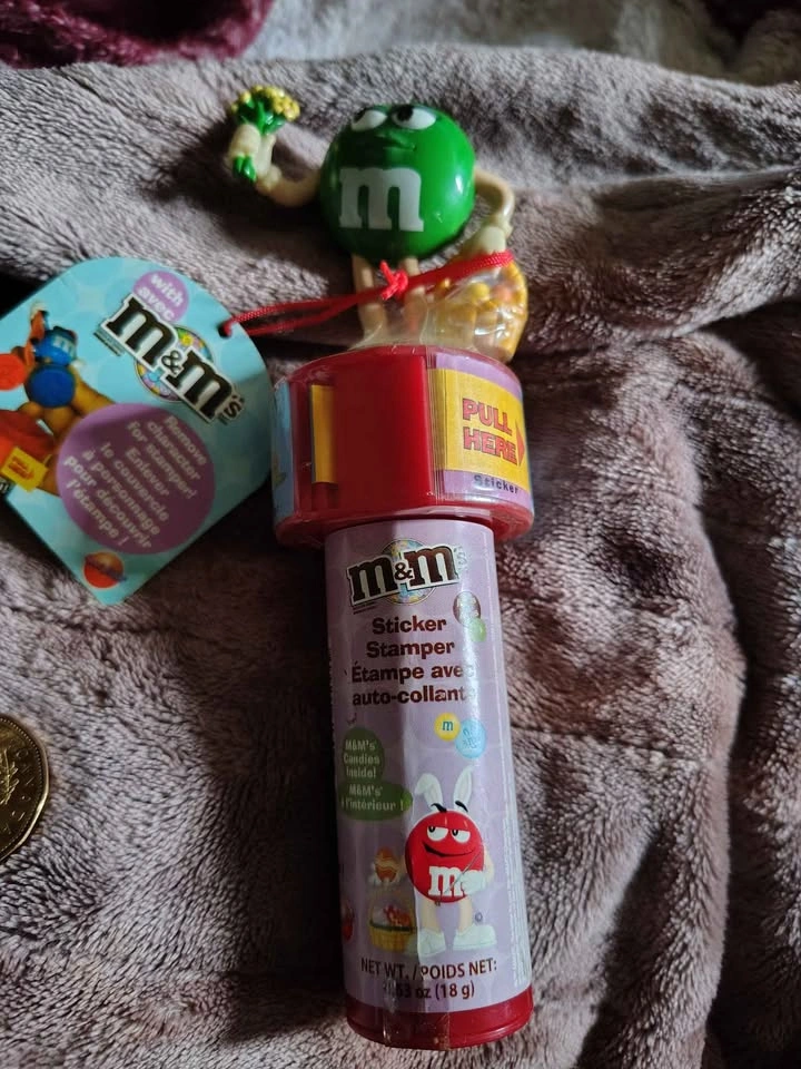 M&M COLLECTORS LOT 4 UNOPEN 1 EMPTY CAN - photo 2